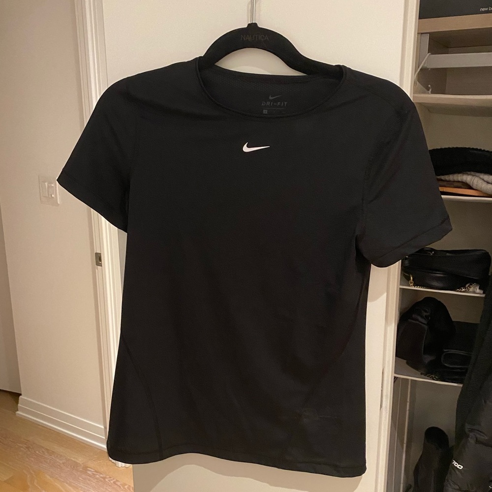 Nike Dry Fit T-Shirt - Black - Sz. Small